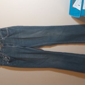 Earljean woman's jeans. Size 8P. Embroidered pockets. Pre-owned good condition.
